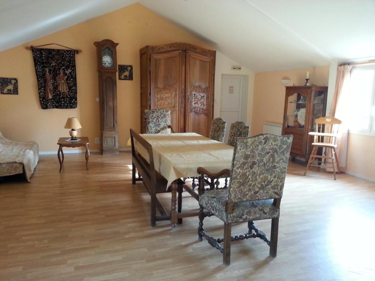 De Couleurs Et D'Eau Fraiche Bed & Breakfast Navarrenx Exterior photo