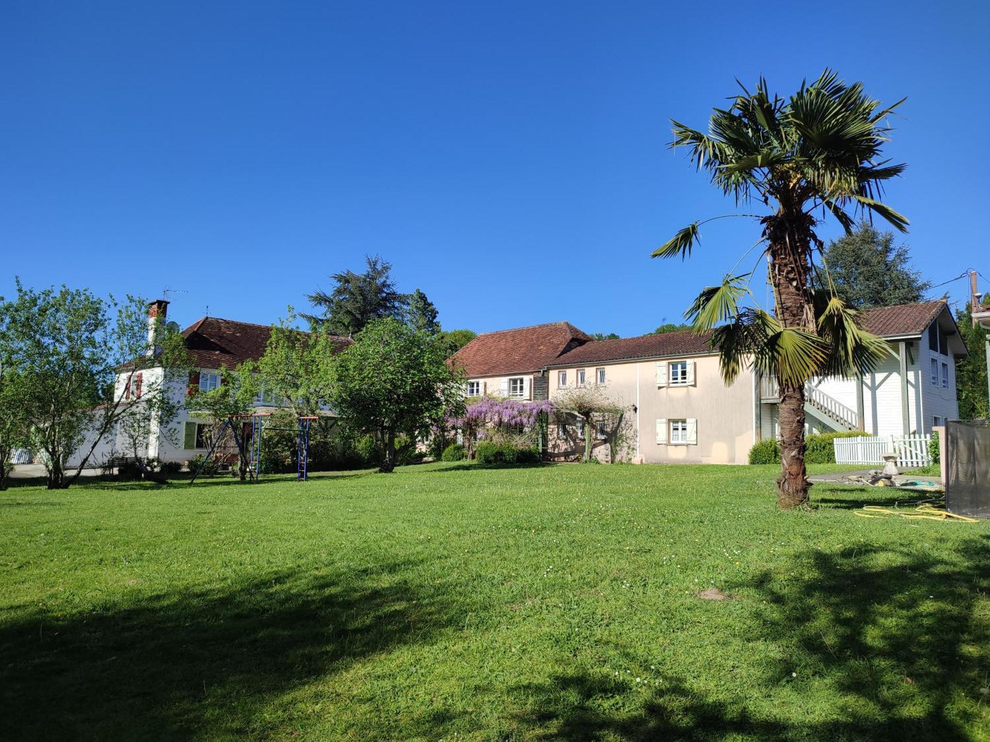 De Couleurs Et D'Eau Fraiche Bed & Breakfast Navarrenx Exterior photo